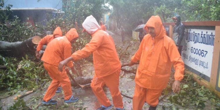 ଦୁଇ ରାଜ୍ୟରେ ପ୍ରବଳ ବର୍ଷା, ସ୍ଥଳଭାଗ ଅତିକ୍ରମ କଲା ’ମିଗଜୋମ’