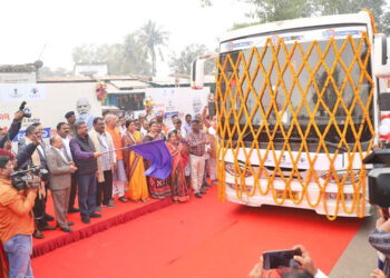 ସମ୍ବଲପୁରରେ ୩ଟି କୌଶଳ ରଥର ଶୁଭାରମ୍ଭ କଲେ କେନ୍ଦ୍ରମନ୍ତ୍ରୀ