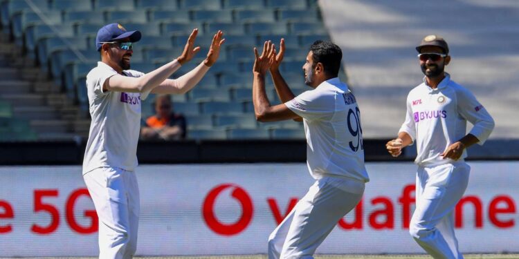 ୮ ରନରେ ହାରିଲା କଙ୍ଗାରୁ, ୩୦ ବର୍ଷ ପରେ ଅଷ୍ଟ୍ରେଲିଆରେ ଟେଷ୍ଟ ଜିତିଲା ୱେଷ୍ଟଇଣ୍ଡିଜ୍