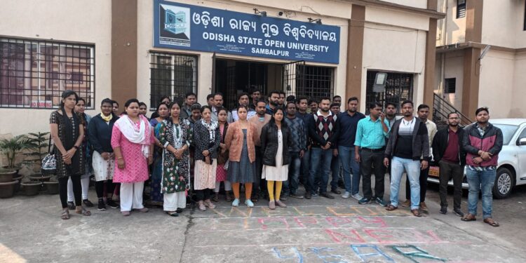 ଓଡ଼ିଶା ରାଜ୍ୟ ମୁକ୍ତ ବିଶ୍ଵବିଦ୍ୟାଳୟ କର୍ମଚାରୀଙ୍କ କାର୍ଯ୍ୟବନ୍ଦ ଡାକରା