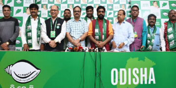 ବିଜେଡିର ମିଶ୍ରଣ ପର୍ବ, ସାମିଲ ହେଲେ ଯାତ୍ରା କଳାକାର