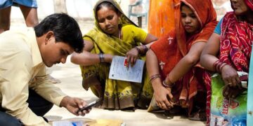 ପଞ୍ଚାୟତ ବ୍ୟାଙ୍କ ଗୃହ ସ୍ଥାନାନ୍ତରକୁ ନେଇ ଜିଲ୍ଲାପାଳଙ୍କୁ ଗ୍ରାମବାସୀଙ୍କ ଅଭିଯୋଗ, କାର୍ଯ୍ୟାନୁଷ୍ଠାନ ଶୂନ