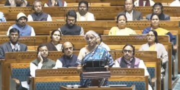 ଆୟକର ସ୍ଲାବ ଏବଂ ବ୍ୟବସ୍ଥାରେ କୌଣସିପରିବର୍ତ୍ତନ ନାହିଁ: ଅର୍ଥମନ୍ତ୍ରୀ ନିର୍ମଳା ସୀତାରମଣ