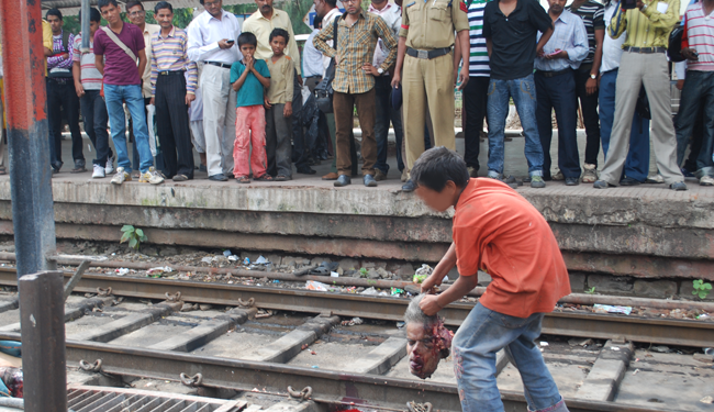ରେଳ ଲାଇନରେ ୪ ମୃତଦେହ ଠାବ