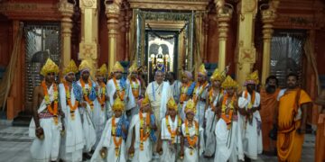 ତିନି ରାଜ୍ୟର ୧୫ ଜଣ ସମୂହ ବ୍ରହ୍ମଚାରୀ ହେଲେ