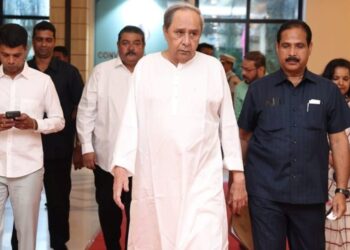 ମୁଖ୍ୟମନ୍ତ୍ରୀଙ୍କ ଚେନ୍ନାଇ ଯାତ୍ରା: ଅସୁସ୍ଥ ଭି. ସୁଜ୍ଞାନ କୁମାରୀ ଦେଓଙ୍କୁ ଭେଟିବେ
