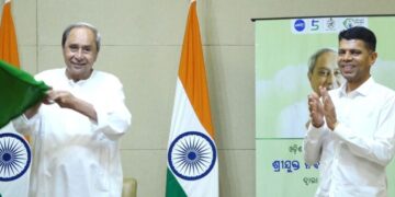 ସମ୍ବଲପୁର ଓ ବ୍ରହ୍ମପୁରରେ ‘ମୋ ବସ୍’ ସେବାର ଶୁଭାରମ୍ଭ କଲେ ମୁଖ୍ୟମନ୍ତ୍ରୀ