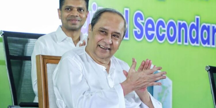 ମୁଖ୍ୟମନ୍ତ୍ରୀ ଘୋଷଣା କଲେ, ଏଣିକି ପଦ୍ମଶ୍ରୀ ପୁରସ୍କୃତଙ୍କୁ ମିଳିବ ମାସକୁ ୨୫ ହଜାର ଟଙ୍କା