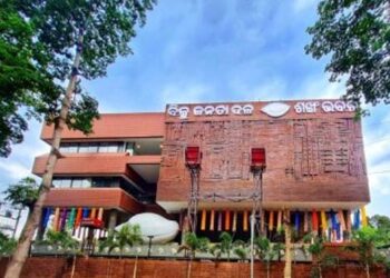 ଶଂଖ ଭବନରେ ଛାତ୍ରନେତାଙ୍କୁ ଗୁରୁମନ୍ତ୍ର