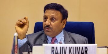 ୯୭ କୋଟି ଭୋଟରଙ୍କ ପାଇଁ ୧୦.୫ ଲକ୍ଷ ପୋଲିଂ ବୁଥ: ରାଜୀବ କୁମାର