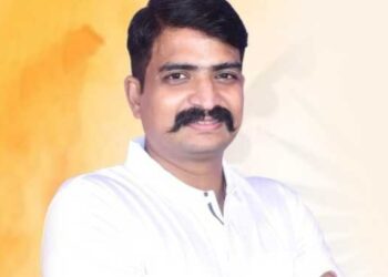 ଶଙ୍ଖ ଧରିଲେ ମନ୍ମଥ ରାଉତରାୟ