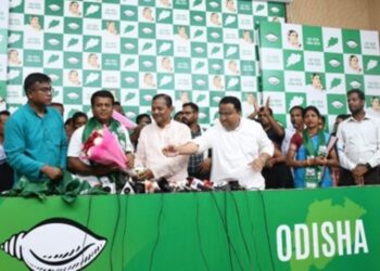 ବିଜେଡ଼ିରେ ଯୋଗ ଦେଲେ ବୌଦ୍ଧର କଂଗ୍ରେସ ବିଧାୟକ ପ୍ରାର୍ଥୀ ଅବକାଶ ସାହୁ