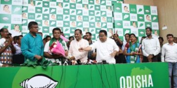 ବିଜେଡ଼ିରେ ଯୋଗ ଦେଲେ ବୌଦ୍ଧର କଂଗ୍ରେସ ବିଧାୟକ ପ୍ରାର୍ଥୀ ଅବକାଶ ସାହୁ