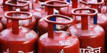 ମହିଳା ଦିବସରେ ପିଏମ ମୋଦୀଙ୍କ ଉପହାର, ଏଲପିଜି ମୂଲ୍ୟରେ ୧୦୦ ଟଙ୍କା ରିହାତି