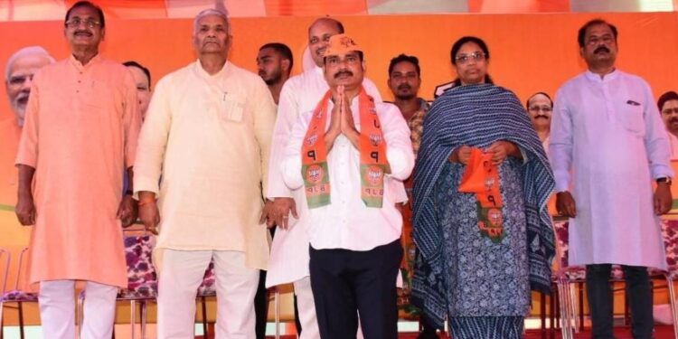 ବିଜେପିରେ ସାମିଲ ହେଲେ ବିଜେଡି ନେତା ଅମରେନ୍ଦ୍ର ଦାସ