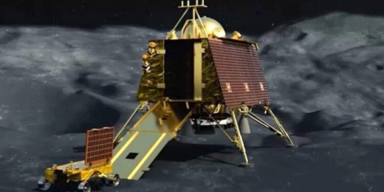 ସଫଳତାର ପାହାଚ ଚଢୁଛି ମୁନ୍‌ ମିଶନ୍‌: ଆସିବ ମାଟି