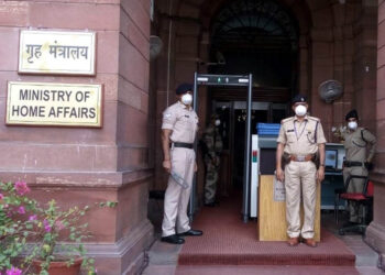 ଗୃହ ମନ୍ତ୍ରଣାଳୟର କଡା କାର୍ଯ୍ୟାନୁଷ୍ଠାନ, ଦିଲ୍ଲୀ ବିଧାନସଭା ସଚିବଙ୍କୁ କଲା ନିଲମ୍ବିତ