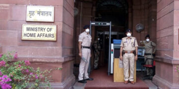 ଗୃହ ମନ୍ତ୍ରଣାଳୟର କଡା କାର୍ଯ୍ୟାନୁଷ୍ଠାନ, ଦିଲ୍ଲୀ ବିଧାନସଭା ସଚିବଙ୍କୁ କଲା ନିଲମ୍ବିତ