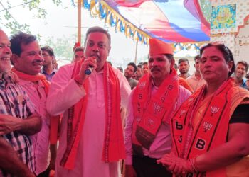 ପୂର୍ବତନ ଏନଏସି ଉପାଧ୍ୟକ୍ଷ ନିଜ ସମର୍ଥକଙ୍କ ସହ ବିଜେପିରେ ଯୋଗଦାନ