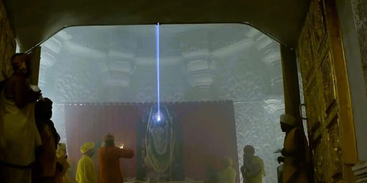 ଅପୂର୍ବ ଦୃଶ୍ୟ!: ରାମ ନବମୀ ଅବସରରେ ଅଯୋଧ୍ୟାରେ ରାମଲାଲାଙ୍କ ହେଲା ସୂର୍ଯ୍ୟ ତିଳକ