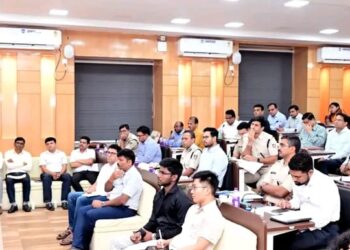 ମୁଖ୍ୟ ନିର୍ବାଚନ ଅଧିକାରୀଙ୍କ ଦ୍ୱାରା ଛଅଟି ଜିଲ୍ଲାର ନିର୍ବାଚନ ପ୍ରସ୍ତୁତି ସମୀକ୍ଷା