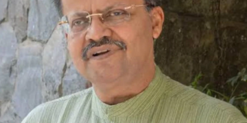 ନାମାଙ୍କନ ପତ୍ର ଦାଖଲ କଲେ ଭର୍ତ୍ତୃହରି ମହତାବ