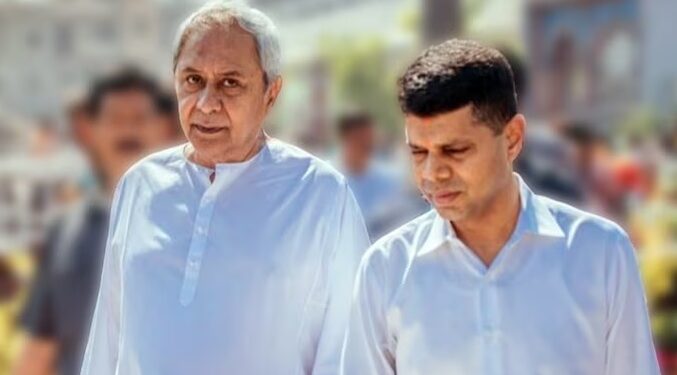 ମୁଖ୍ୟମନ୍ତ୍ରୀଙ୍କ ଲୋକପ୍ରିୟତା ଦେଖି ବିରୋଧୀଙ୍କ ମୁଣ୍ଡ କାମ କରୁନି, ଦିନରେ ଲଣ୍ଠନ ଦେଖାଉଛନ୍ତି: ଭିକେ ପାଣ୍ଡିଆନ