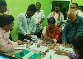 ସ୍ବାଧୀନ ପ୍ରାର୍ଥୀ ଭାବେ ନାମାଙ୍କନ ଦାଖଲ କଲେ ସୌମ୍ୟରଂଜନ ପଟ୍ଟନାୟକ