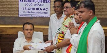 ଚିଲିକା ବିଧାନସଭା ପାଇଁ ପ୍ରାର୍ଥୀପତ୍ର ଦାଖଲ କଲେ ବିଜେଡିର ରଘୁନାଥ ସାହୁ