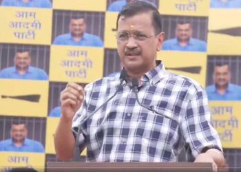 ‘ନିଜ ପାଇଁ ନୁହେଁ, ଅମିତ ଶାହାଙ୍କ ପାଇଁ ଭୋଟ୍ ମାଗୁଛନ୍ତି ମୋଦୀ’: ଅରବିନ୍ଦ କେଜ୍ରିୱାଲ