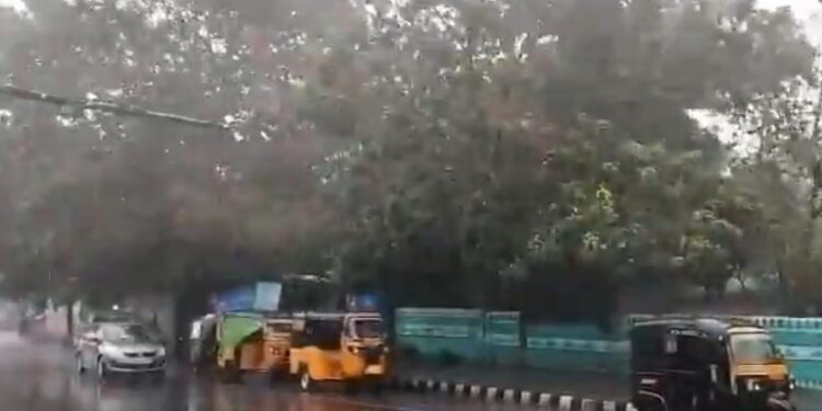 ଭୁବନେଶ୍ବରରେ କାଳ ବୈଶାଖୀ, କିଛି ସମୟ ପାଇଁ ରାଜଧାନୀରେ ଝଡବାତ୍ୟା