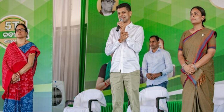 ଧର୍ମେନ୍ଦ୍ରଙ୍କୁ ପାଣ୍ଡିଆନଙ୍କ ଚ୍ୟାଲେଞ୍ଜ, ଯଦି ନବୀନବାବୁ ମୁଖ୍ୟମନ୍ତ୍ରୀ ନ ହେବେ ମୁଁ ରାଜନୀତି ଛାଡି ଦେବି, ଆପଣ ଛାଡିବେ କି ?