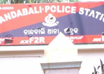 ବଦଳିଲେ ୩ ପୋଲିସ କର୍ମଚାରୀ