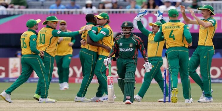 ଟି-୨୦ ବିଶ୍ଵକପ: ବାଂଲାଦେଶକୁ ୪ ରନରେ ପରାସ୍ତ କଲା ଦକ୍ଷିଣ ଆଫ୍ରିକା