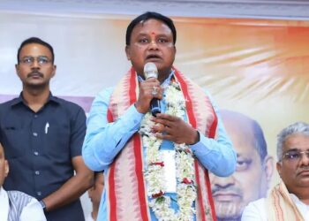 ଶପଥ ନେଲେ ନୂଆ ମୁଖ୍ୟମନ୍ତ୍ରୀ ସହ ଦୁଇ ଉପମୁଖ୍ୟମନ୍ତ୍ରୀ