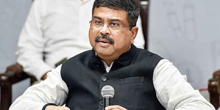 ଦିଲ୍ଲୀ ଗସ୍ତରେ ଧର୍ମେନ୍ଦ୍ର