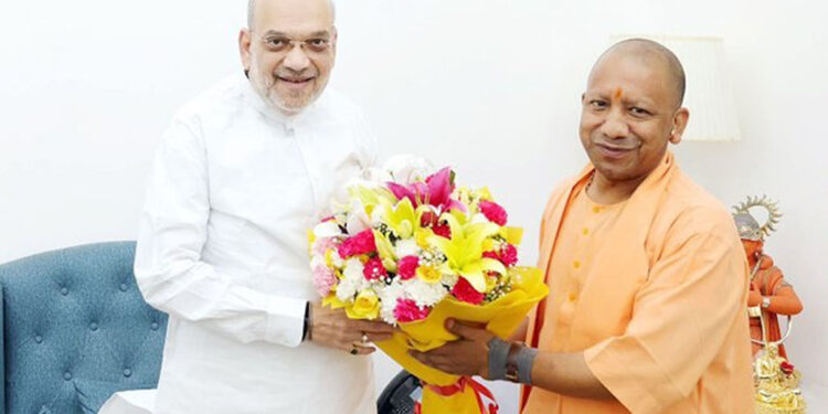 ୟୁପିରେ ରାଜନୈତିକ ହଲଚଲ: କ୍ୟାବିନେଟ ବୈଠକ ପୂର୍ବରୁ ଅମିତ ଶାହଙ୍କୁ ଭେଟିଲେ ମୁଖ୍ୟମନ୍ତ୍ରୀ ଯୋଗୀ