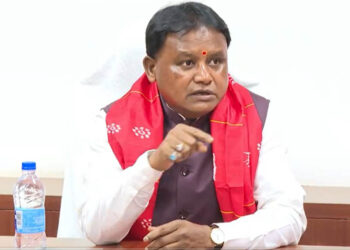 ମୁଖ୍ୟମନ୍ତ୍ରୀଙ୍କ ବଡ ନିଷ୍ପତ୍ତି: ବିଭିନ୍ନ ନିଗମର ଅଧ୍ୟକ୍ଷମାନଙ୍କୁ ଦାୟିତ୍ଵରୁ ଦିଆଗଲା ଅବ୍ୟାହତି