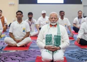 ଶ୍ରୀନଗରଠାରେ ଯୋଗ କଲେ ପ୍ରଧାନମନ୍ତ୍ରୀ ନରେନ୍ଦ୍ର ମୋଦି
