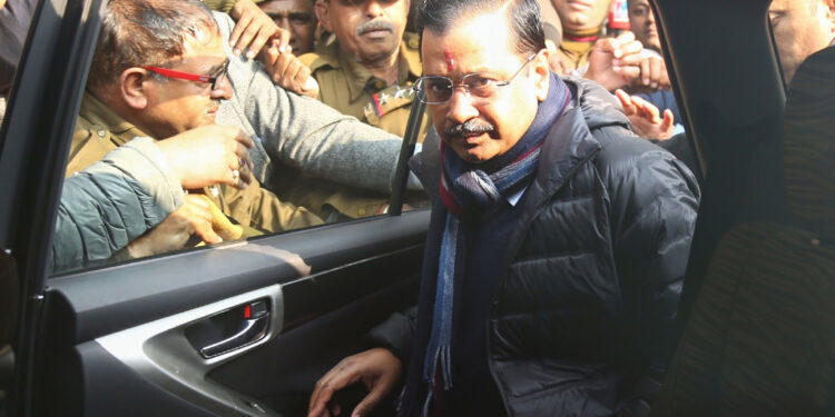 କେଜ୍ରିୱାଲଙ୍କୁ ବର୍ତ୍ତମାନ କୌଣସି ଆଶ୍ବସ୍ତି ନାହିଁ, ହାଇକୋର୍ଟର ନିଷ୍ପତ୍ତିକୁ ଅପେକ୍ଷା କରିବାକୁ କହିଲେ ସୁପ୍ରିମକୋର୍ଟ