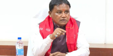 ସଂକଳ୍ପ ପତ୍ରର ମୁଖ୍ୟ ପ୍ରତିଶ୍ରୁତିକୁ ଅନୁଧ୍ୟାନ କରି ପଦକ୍ଷେପ ନେବାକୁ ପରାମର୍ଶ ଦେଲେ ମୁଖ୍ୟମନ୍ତ୍ରୀ