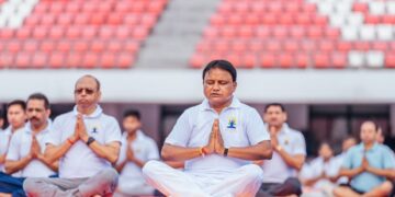 ଯୋଗ ଦିବସରେ ସାମିଲ ହୋଇ ଯୋଗ କଲେ ମୁଖ୍ୟମନ୍ତ୍ରୀ ମୋହନ ମାଝୀ