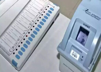 ଇଭିଏମରେ ତ୍ରୁଟି, ମତଦାନ ବନ୍ଦ