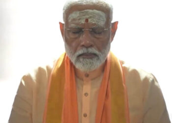 କେବଳ ଲେମ୍ବୁ ପାଣି ସାହାଯ୍ୟରେ ନିରନ୍ତର ଧ୍ୟାନରେ ଅଛନ୍ତି ପ୍ରଧାନମନ୍ତ୍ରୀ