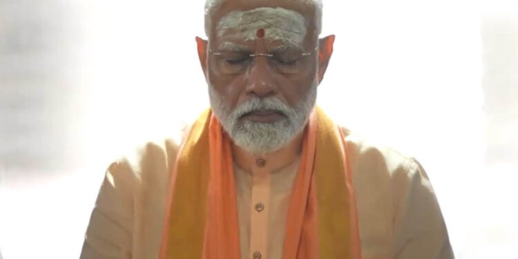 କେବଳ ଲେମ୍ବୁ ପାଣି ସାହାଯ୍ୟରେ ନିରନ୍ତର ଧ୍ୟାନରେ ଅଛନ୍ତି ପ୍ରଧାନମନ୍ତ୍ରୀ