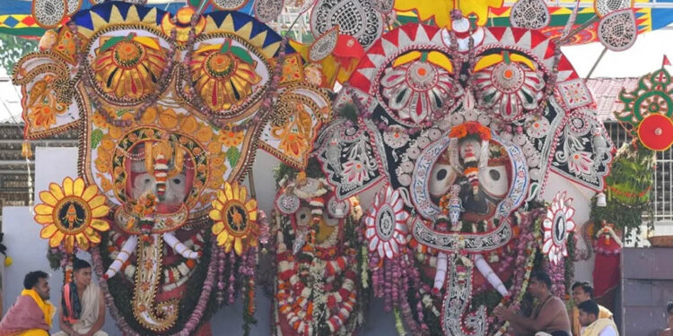 ଗଜାନନ ବେଶରେ ଦର୍ଶନ ଦେଲେ ବିଶ୍ୱନିୟନ୍ତା