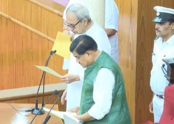 ବିଧାୟକ ଭାବେ ଶପଥ ନେଲେ ପୂର୍ବତନ ମୁଖ୍ୟମନ୍ତ୍ରୀ ନବୀନ ପଟ୍ଟନାୟକ