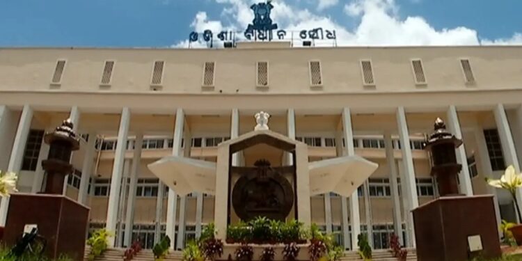 ଗୃହରୁ ଅଧିକାରୀଙ୍କୁ ନିର୍ଦ୍ଦେଶ ଦେଲେ ମନ୍ତ୍ରୀ