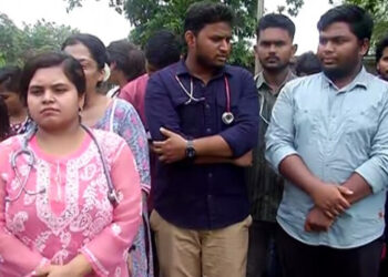 କଟକ ବଡ ମେଡିକାଲରେ ହାଉସ ସର୍ଜନ ଓ ନସିଂ ଷ୍ଟାଫ ବିବାଦ, ରୋଗୀ ହନ୍ତସନ୍ତ, ସ୍ବାସ୍ଥ୍ୟ ସେବା ବିପର୍ଯ୍ୟସ୍ତ