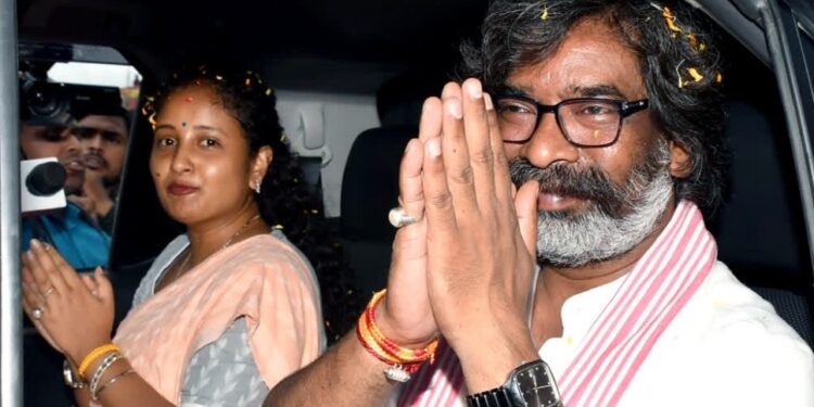 ଝାଡଖଣ୍ଡର ନୂତନ ମୁଖ୍ୟମନ୍ତ୍ରୀ ହେବେ ହେମନ୍ତ ସୋରେନ: ବିଧାୟକ ଦଳର ନେତା ଭାବରେ ହେଲେ ନିର୍ବାଚିତ